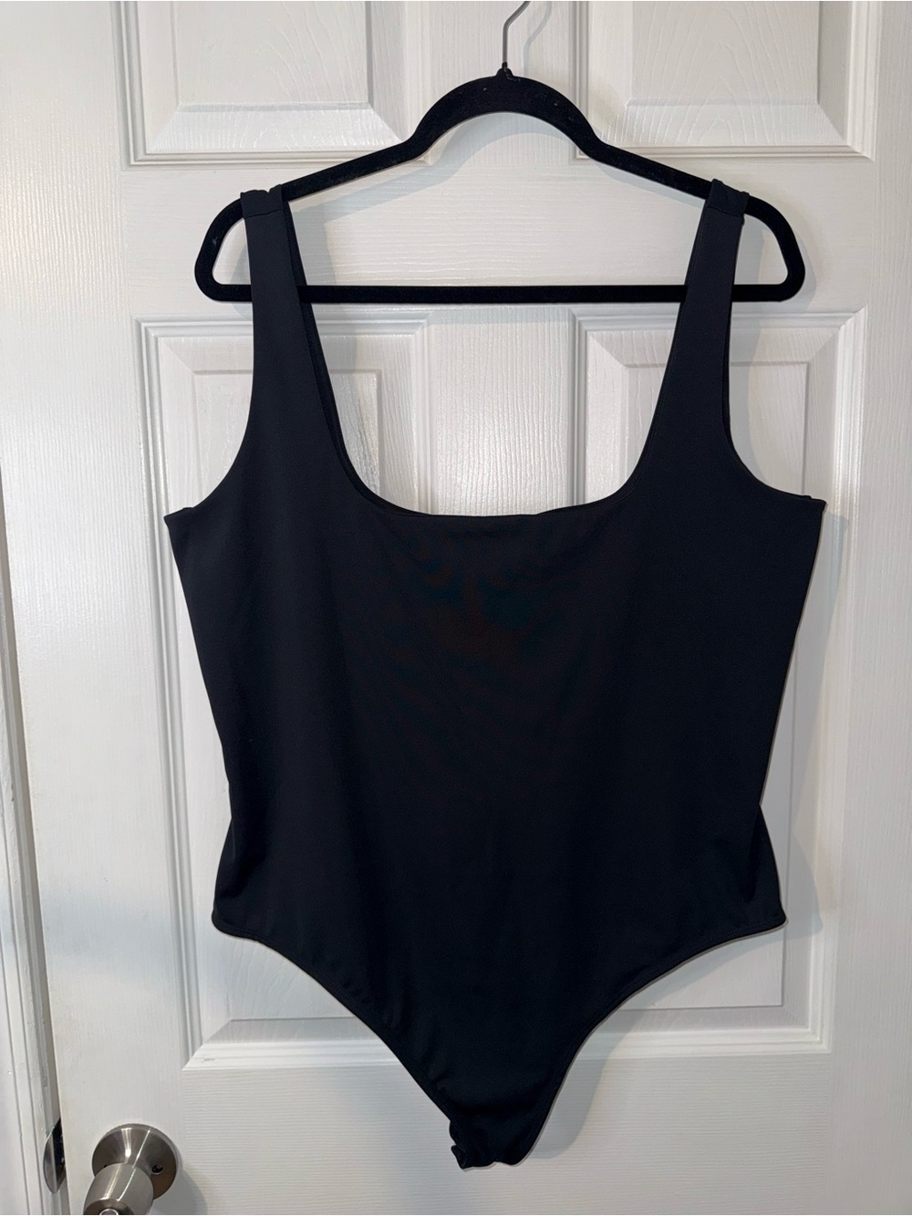 Express Women’s Body Sculpting Body Suit Black Size XL New with Tags